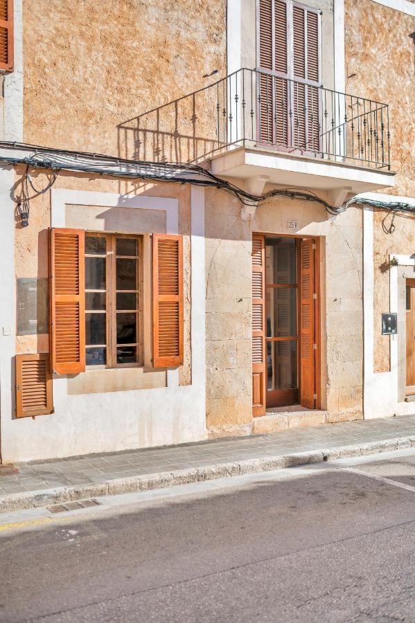 Charmantes Und Modernes Stadthaus Casa Corazon Santanyí Esterno foto